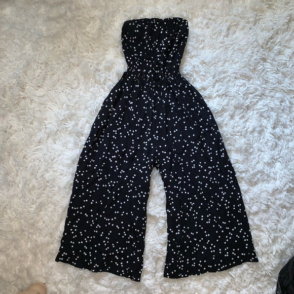 Urban Outfitters Other - Strapless romper